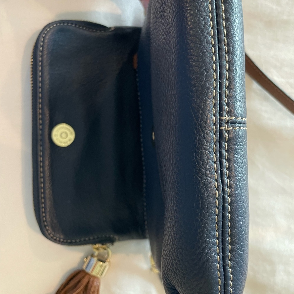 Leather Calvin Klein Navy Crossbody Bag. Brown Leather Strap & Gold Hardware. - Picture 11 of 12
